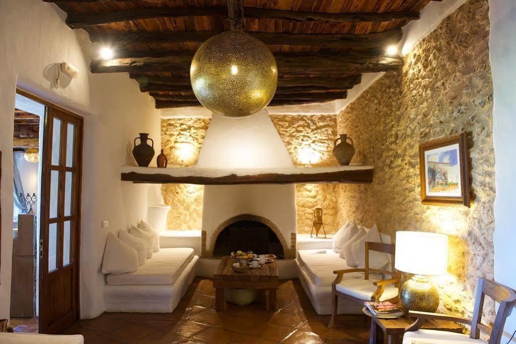 Agroturismo Atzaro Santa Eularia des Riu Eksteriør bilde