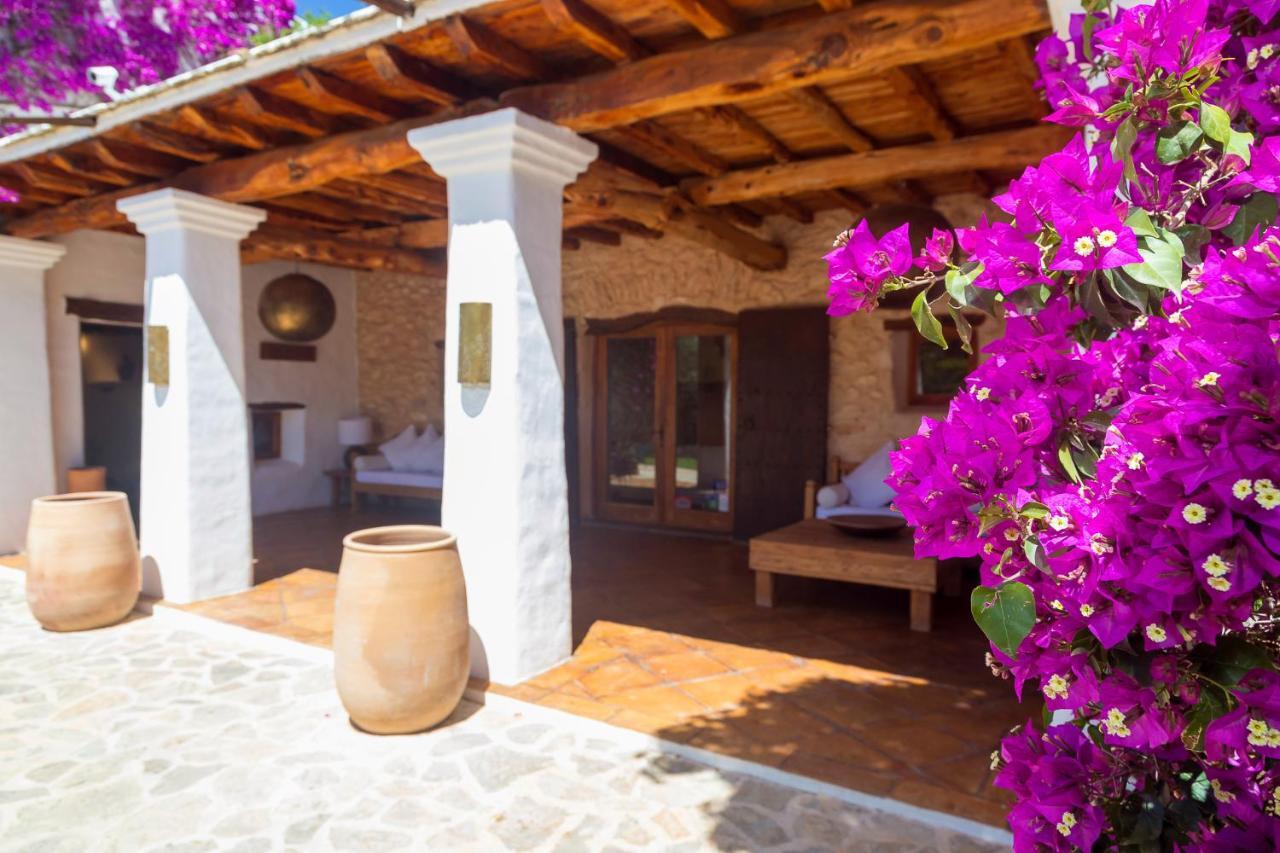 Agroturismo Atzaro Santa Eularia des Riu Eksteriør bilde